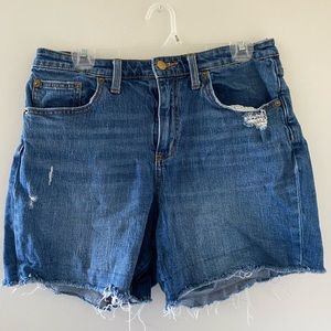 Distressed Jean shorts!